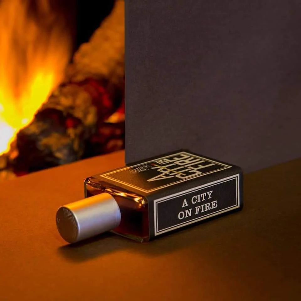 A City on Fire (Discontinued) - Image 4
