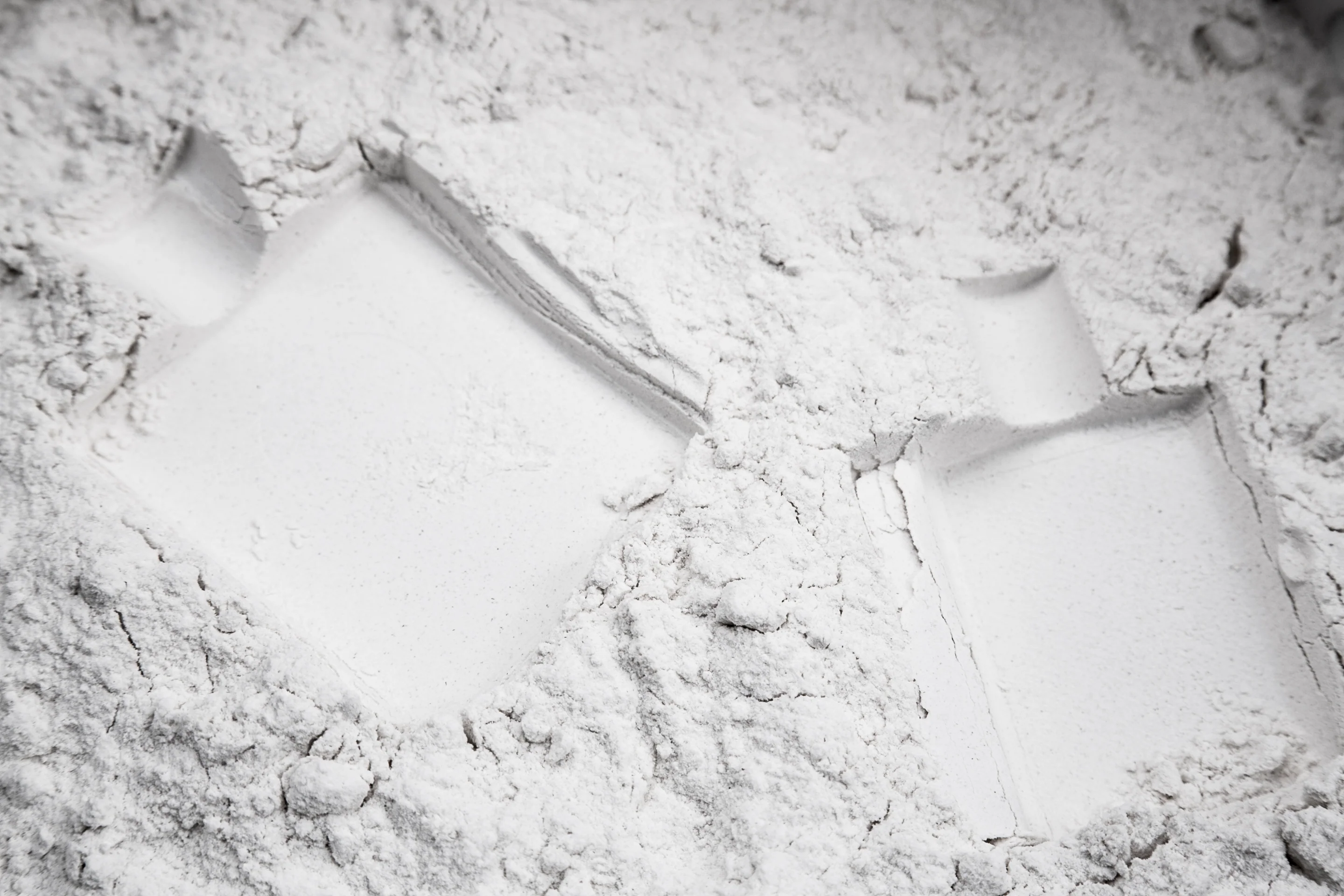 Powdery nuances
